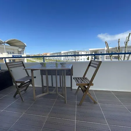 Appartement- 3 Pieces - Lr590-023 Apartment *
