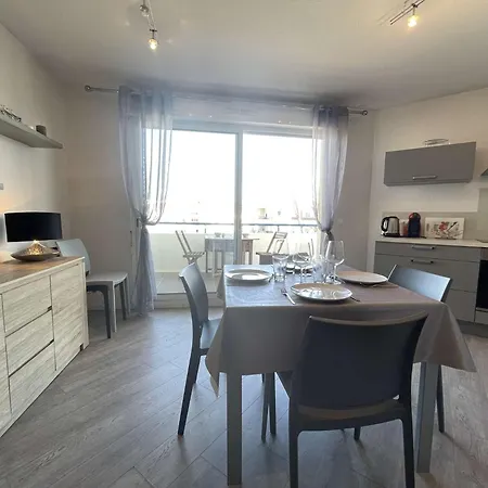 Apartment Appartement- 3 Pieces - Lr590-023 *